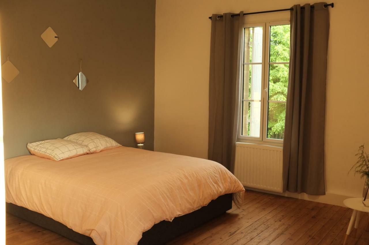 La Maison De... Espiet Eksteriør billede